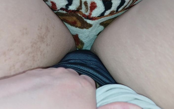 Lesbian-illusion: Nos turnamos para lamer el culo de nuestro jefe para...