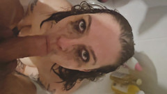 Tatianal 1: Tatianal gli succhia il cazzo e lui viene in bocca