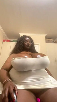Fetish erangan cewek semok kulit hitam & aduhai