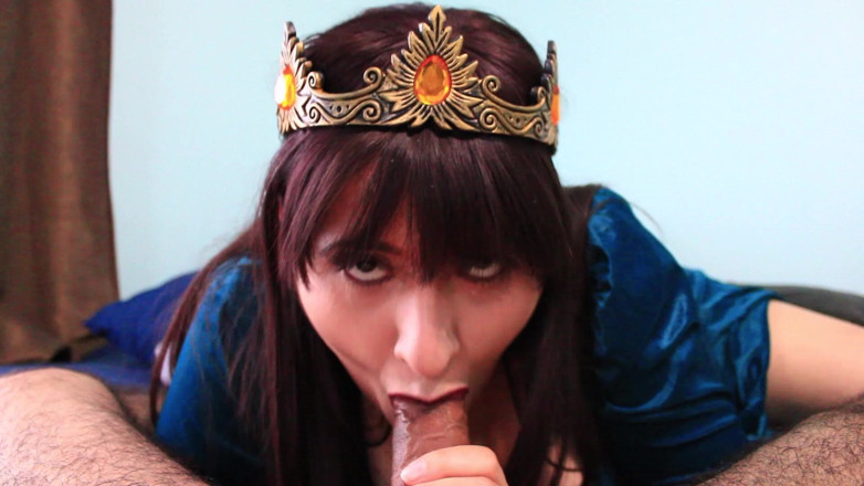 VickyVixen: La pretessa drago succhia un cazzo succoso