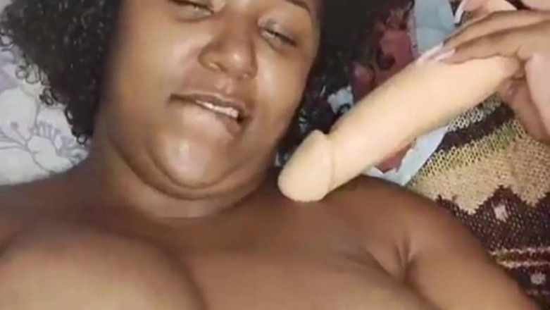 Nana diaba: Kommer ensam