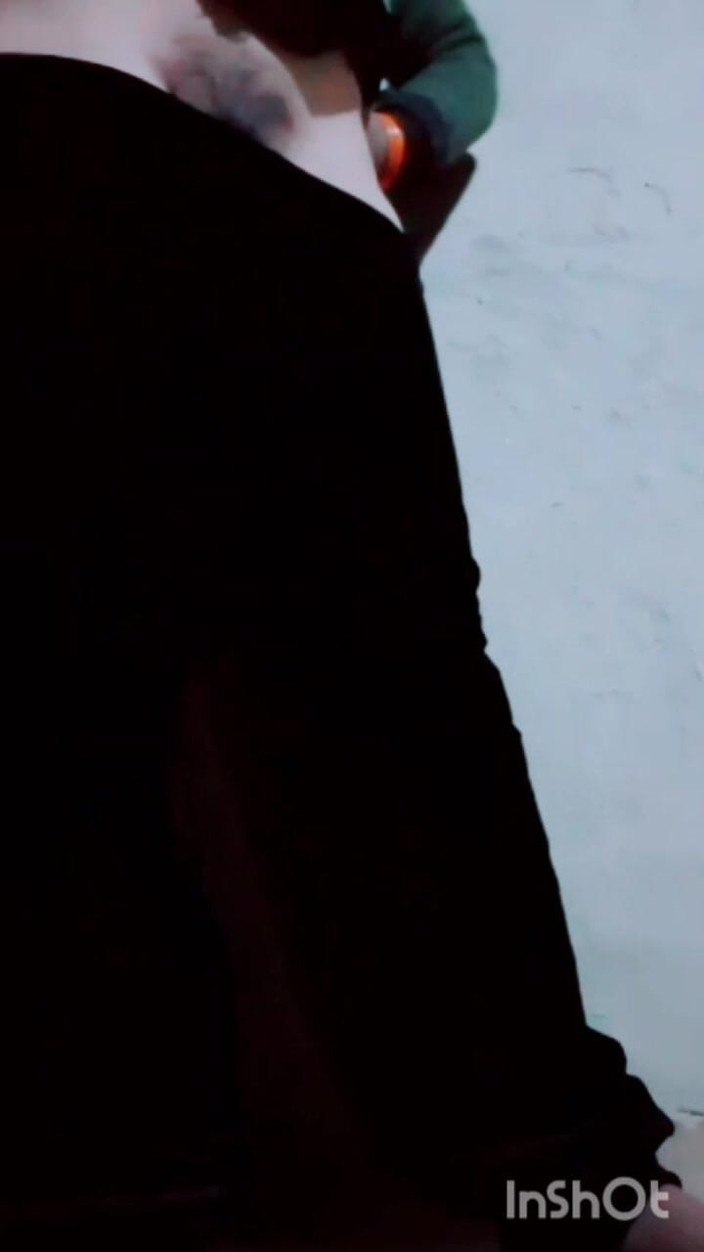 TricolorMusic3: Горячая сексуальная бхабхи большого размера горячая сексуальная киска дома все люди проснулись, мы должны мастурбировать голышом, я получаю очень imp