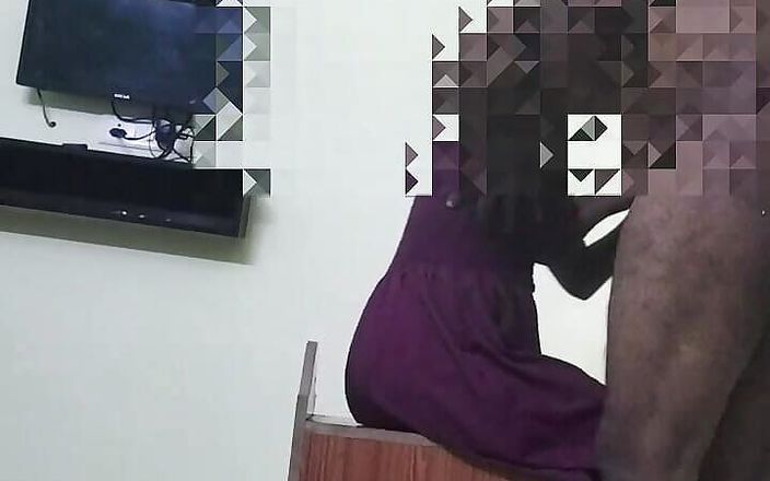 Funny couple porn studio: Тамільський чоловік і дружина, романтичний трах стоячи з пестощами пальцями