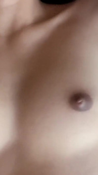 Ciasna mała cipka testowanie Wielki Dildo