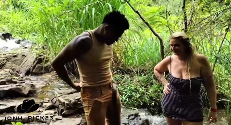 Jonh Rick: My Stepmom in the Middle of the Woods