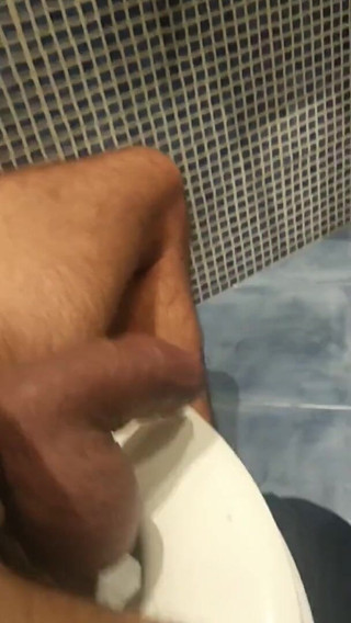 P e t t e r S p a i n: Pumping my dick