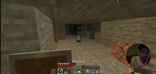 Julie games: Mining Session in Minecraft Chest and Treasure