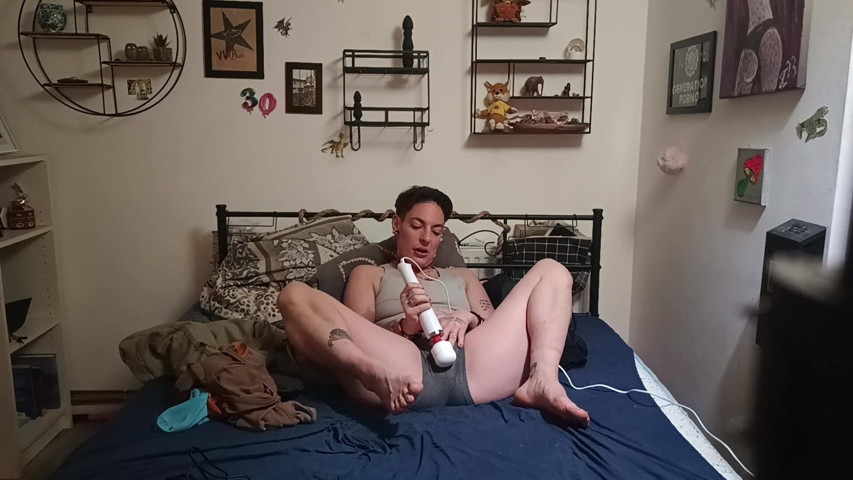 Markus Gave Me Two Vibrators (Alex Bitchcraft)