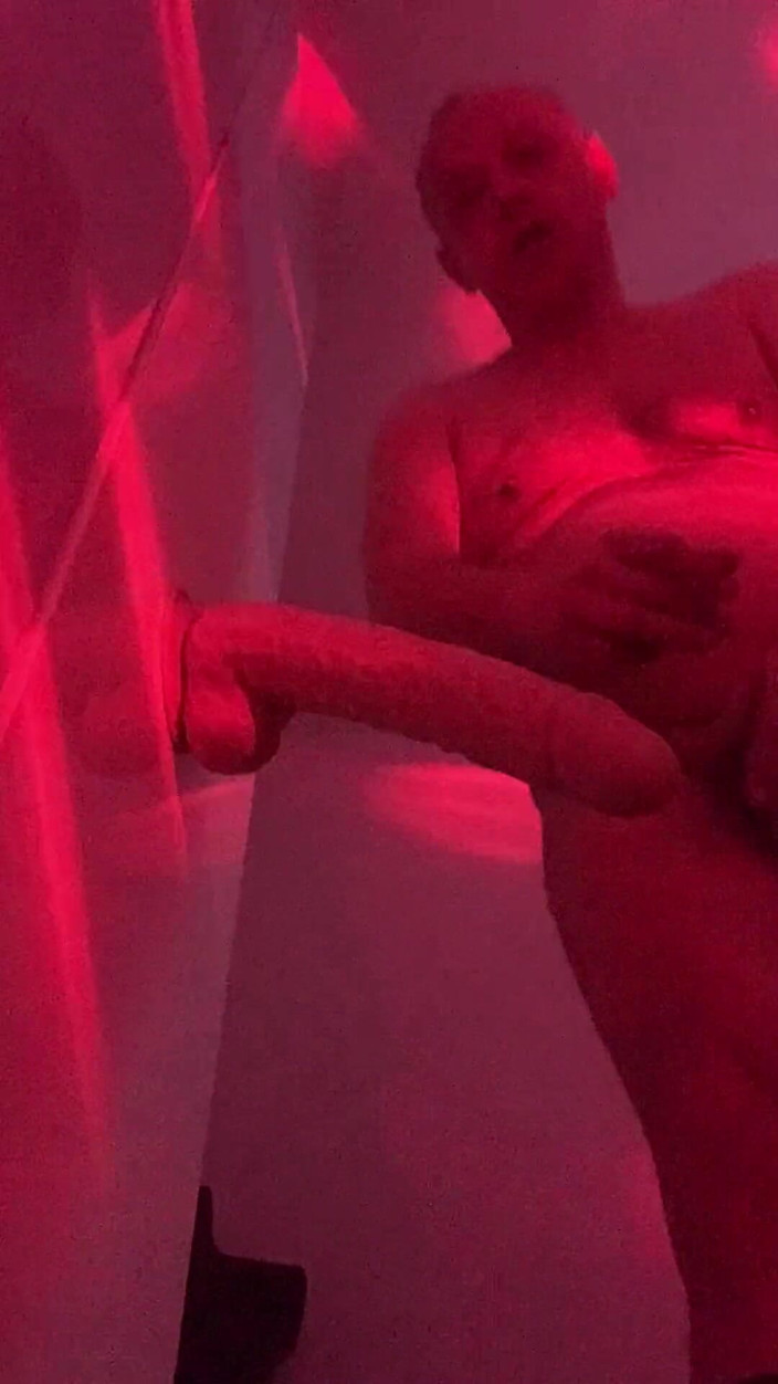 Warszawa gay: Dildo Fun