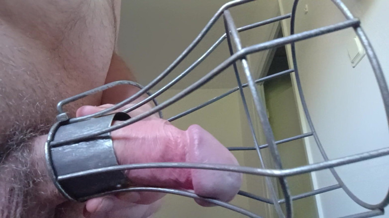 Ed Eden: Cock Cage