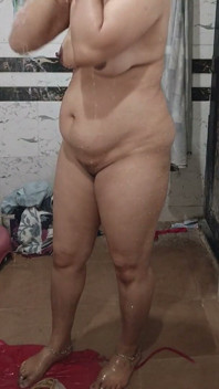 Priya india en sari grande culo show