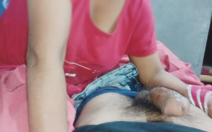 Sexy_girl_nehu: Stříkání do pusy Desi Bhabhi vynikající sání velkého černého ptáka svět...