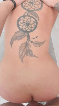 Přítel mé přítelkyně mě chce ošukat Kate Tattoed