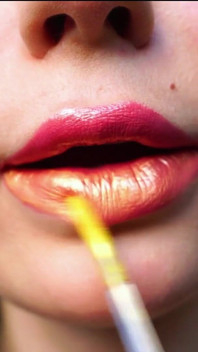 Sensual Golden Melting Kiss