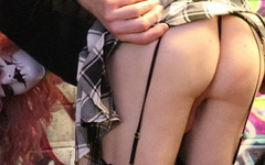 Snow Time: Crossdresser wank & cum alternatif