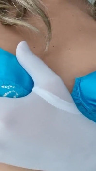 Il mio preferito reggiseno blu vid # 2