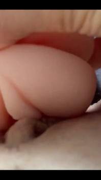 My Pussy Like Rub This Toy