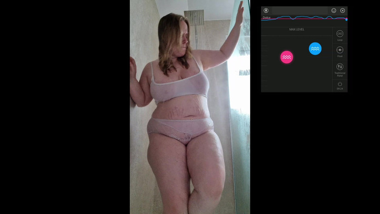 Julie Bliss: Julie Bliss - Lovense淋浴控制