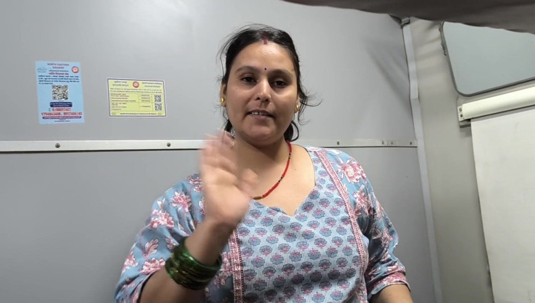 Desi chudai hub: Fuck in Train Kashmir to Kanyakumari