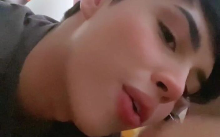 Dilan Castro: Porra na minha boca, por favor