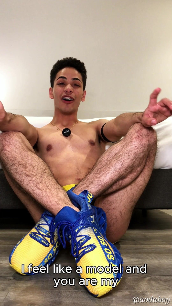 aodaboy: Fio dental, academia e músculos