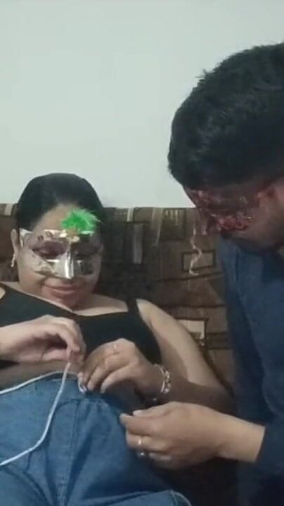 Masked Desi Group Orgy Wild Kiss Boobs Play in Masquerade Party Homemade Fun (Priyasarma) Masked Desi Group Orgy Wild Kiss Boobs Play in Masquerade Party Homemade Fun (Priyasarma)