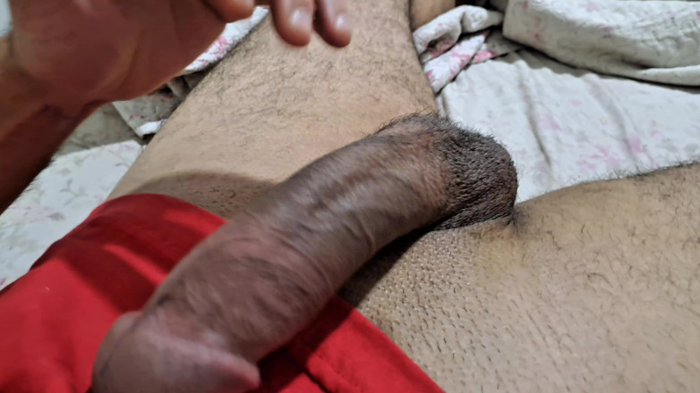 snappyblindfold3: I pau moreno, adoro masturbarmi ogni giorno per svuotarmi le...