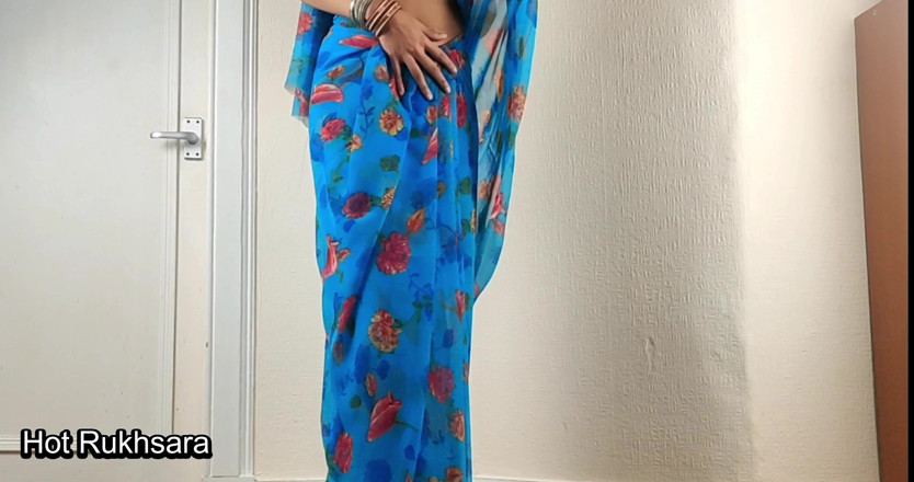 hot_rukhsara: Inderin bhabhi hat harten fick mit dem jungen Devar Hindi...