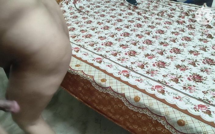 Desi volog: Video làm tình lãng mạn âm hộ cô gái Ấn Độ Ấn Độ video sex