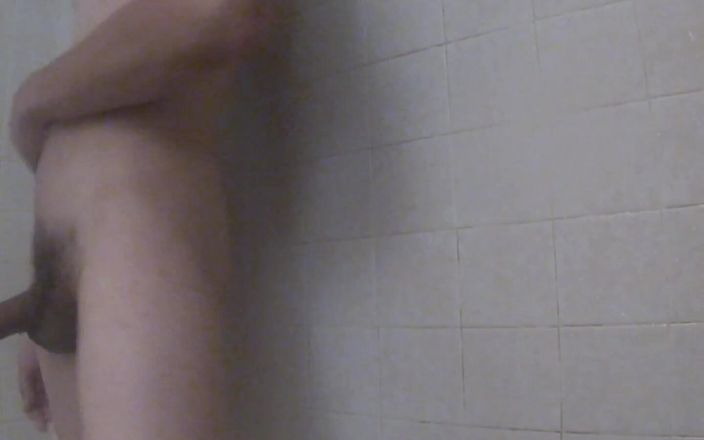 Z twink: Twink Ogromny wytrysk pod prysznicem