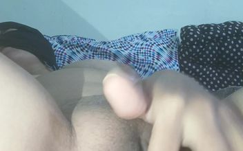 Enjoy Hard Fingering of Pussy by Applying Spitting on It Wildindianbebo