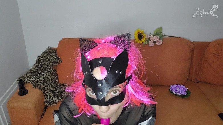 BigBoobCat: Moje přirozená, velká prsa pulzují! Maska kundičky, dělám si radost