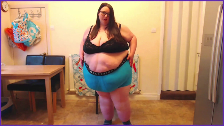 SSBBWLadyBrads: SSBBW fashion show