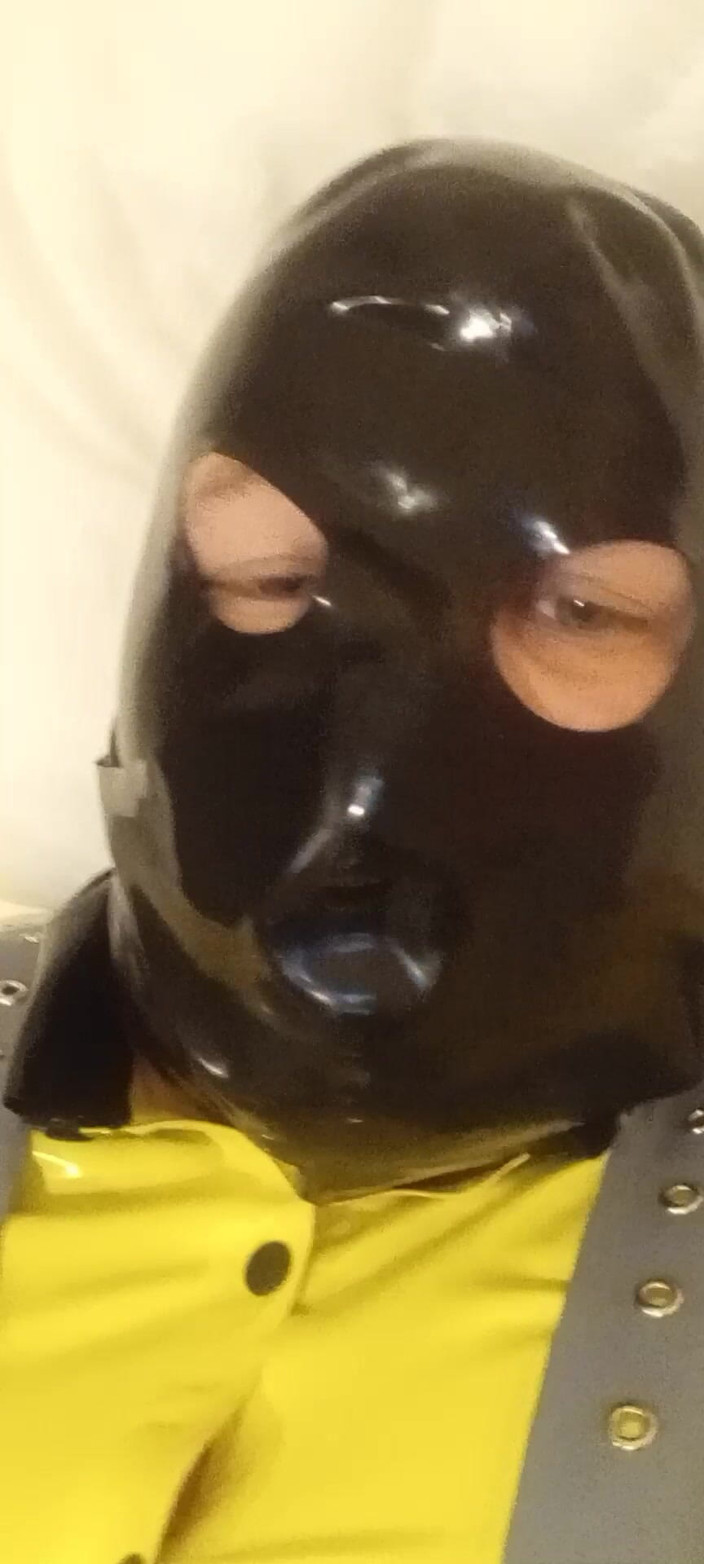 Latex Boy: Latex Vis Drone Hotel