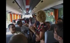 Germa curve adoră futaiurile interrasiale