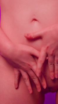 E-girl und neckt dich