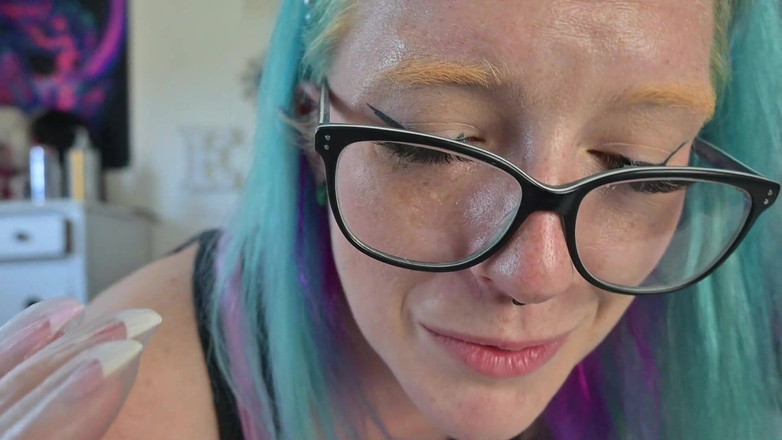 Miss Ellie Roleplay: 彼女の手袋をはめた体が嗅ぎまくる