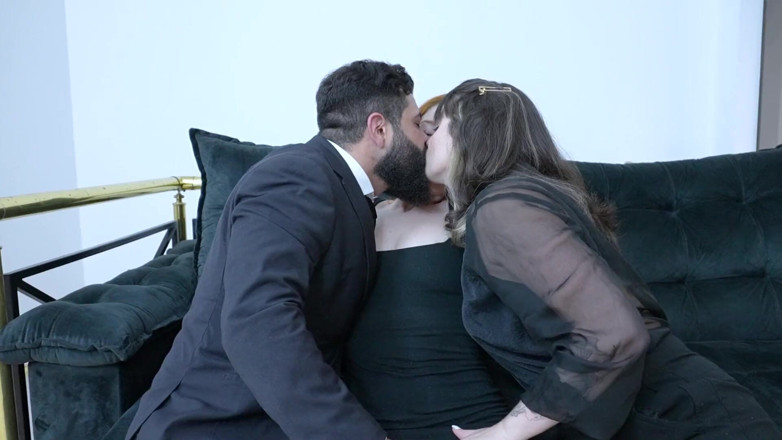 Lady Snow Brasil: Birthday Fuck, I Brought a Hot, Polished Redhead to the...