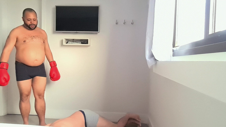 Punchbagplz: Bearzinho Black - boxing gutpunch dominance