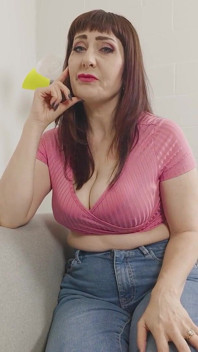 Bibitjudysxxx - ibu tirimu yang berbulu melody mynx menggoda dan ngentot sama kamu