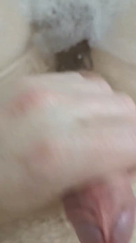 Dubbele spermashot in mijn bad