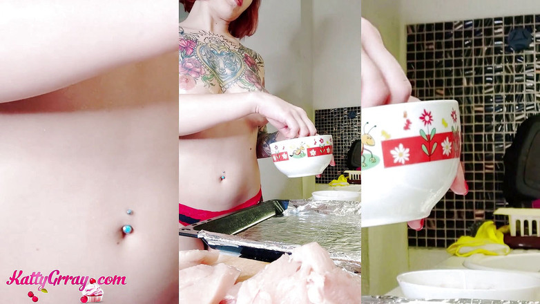 Katty Grray: Büyük memeli kız vücudunu azdırıyor ve yağlıyor - amatör solo
