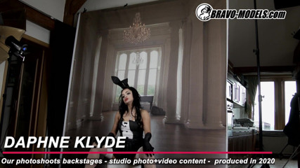 Bravo Models Media: 388-Backstage photoshoot Daphne Klyde - Adult