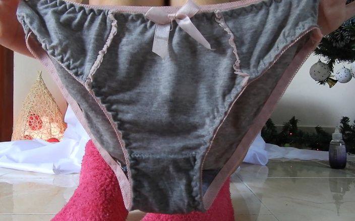 MissAnja_FH: Pantalones empapados con chorros y calcetines difusos