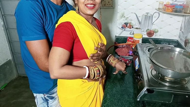 FireeCouple: Indian Desi Teen Maid Girl Has Hard Sex in Kitchen -...