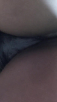 Bikinili seksi transeksüel sikiliyor ama önce bana sakso çekiyor