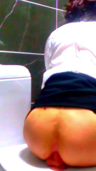 Ateşli sekreter Cansu boşalırken dildoya biniyor