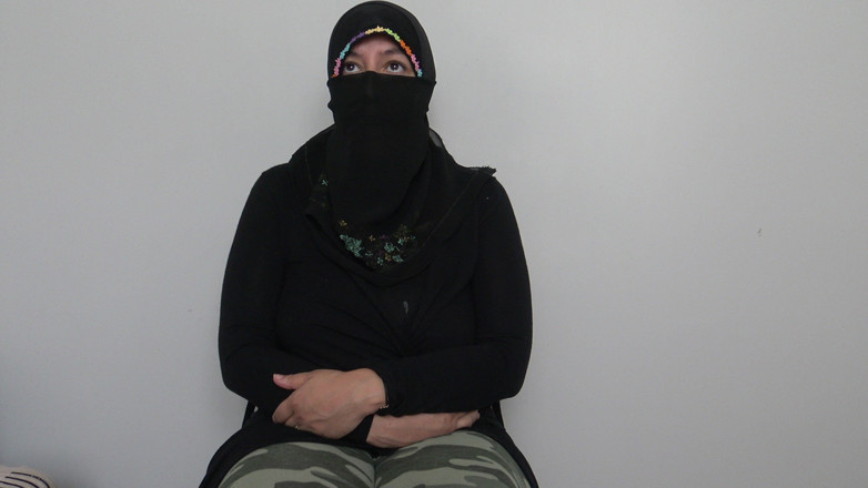 Souzan Halabi: New York'ta belgesiz Müslüman kız (arap dili)