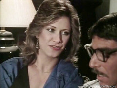 Classic Porn DVDs: Schwanzhungrige milf in sexy dessous wird geknallt