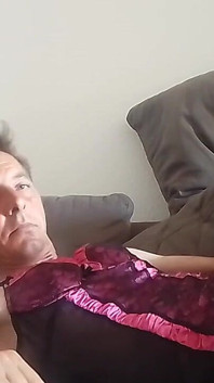 Leatransteen met dildo penispomp en enorme spermashot